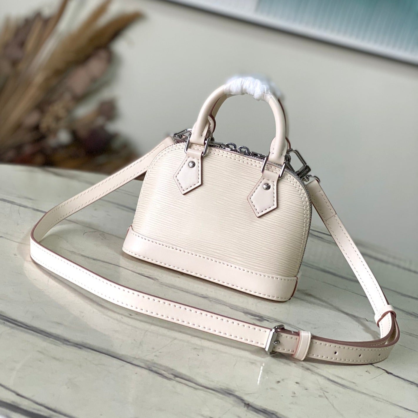 ALMA NANO 18 CRÈME EPI CUIR