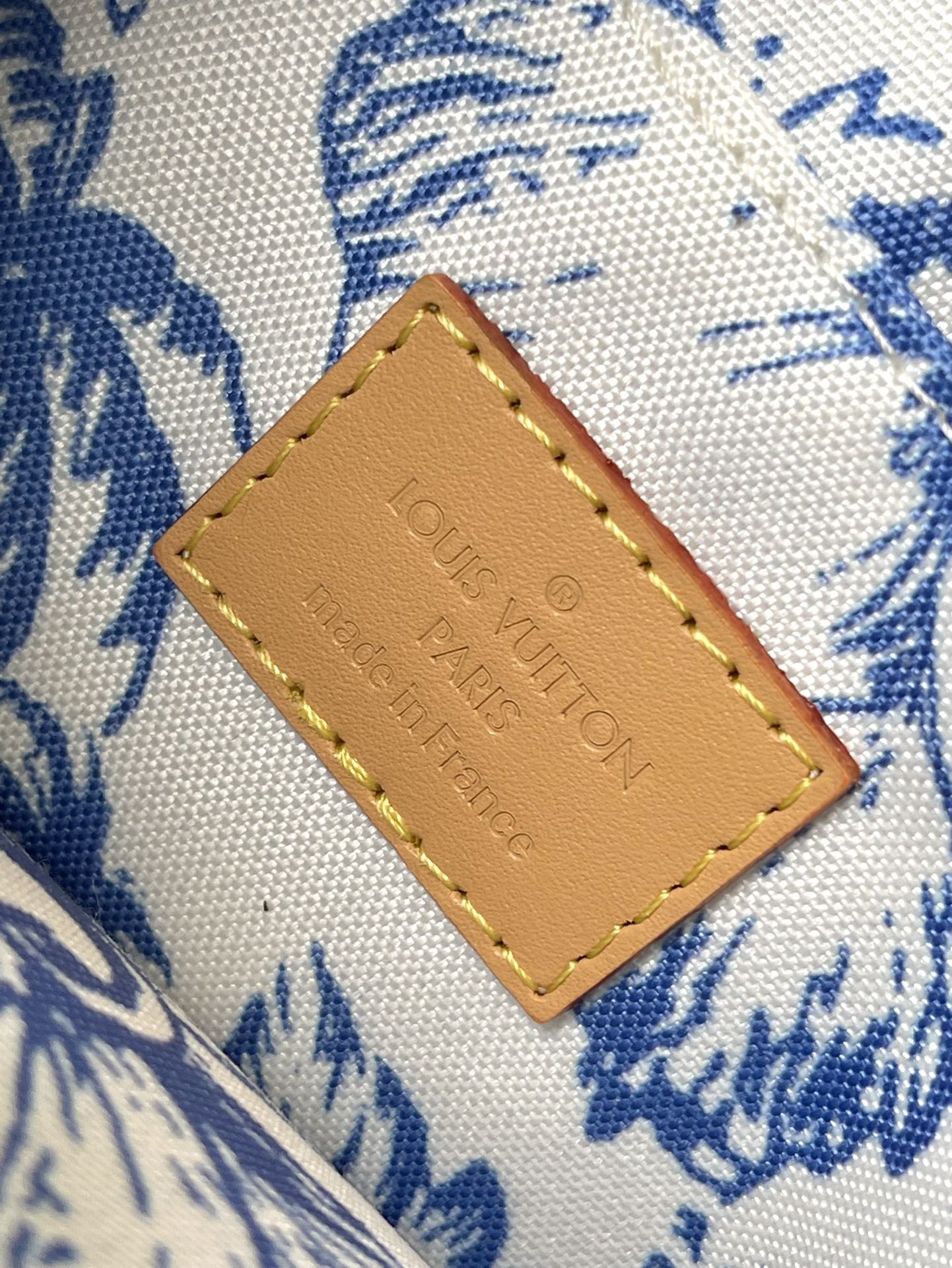 ACCESSOIRES MULTI-POCHETTES 24 PO CARREAUX MONOGRAMME BLEU LAGON TOILE QUINCAILLERIE DORÉ