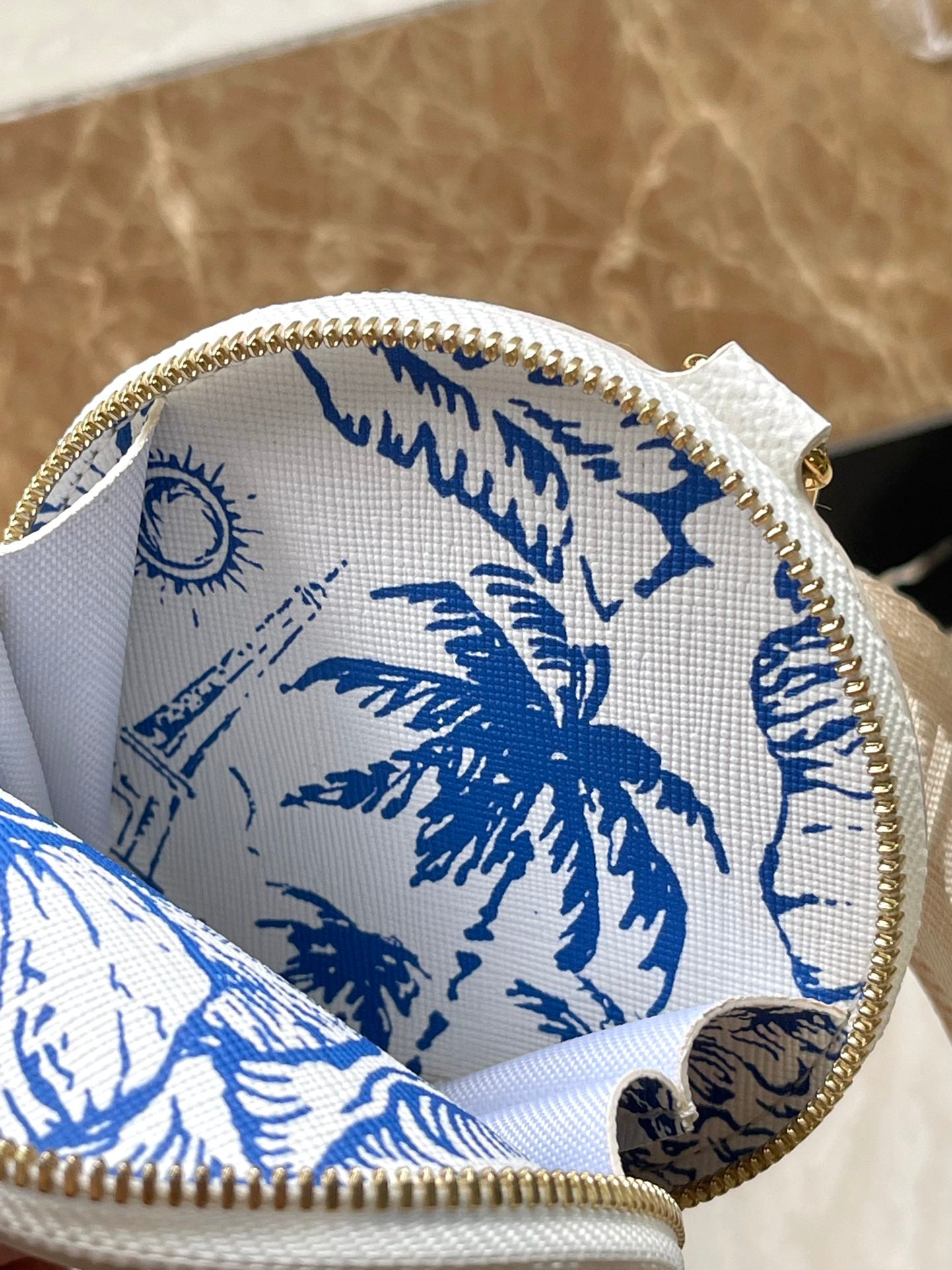 ACCESSOIRES MULTI-POCHETTES 24 PO CARREAUX MONOGRAMME BLEU LAGON TOILE QUINCAILLERIE DORÉ