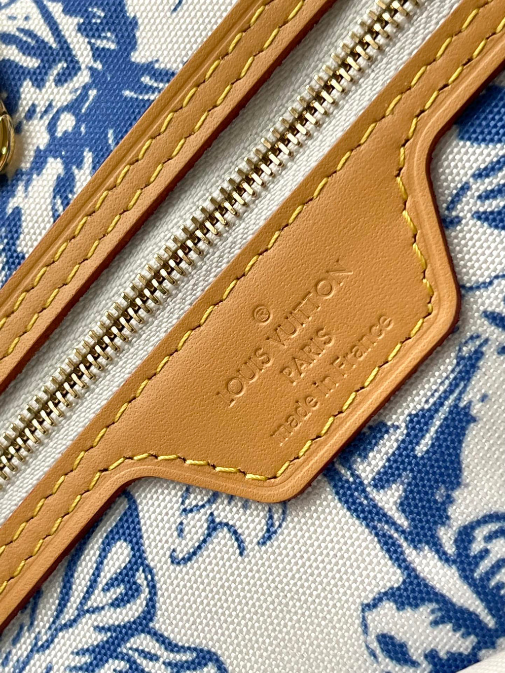 NEVERFULL MM 31 EN TOILE À CARREAUX MONOGRAMME BLEU LAGON