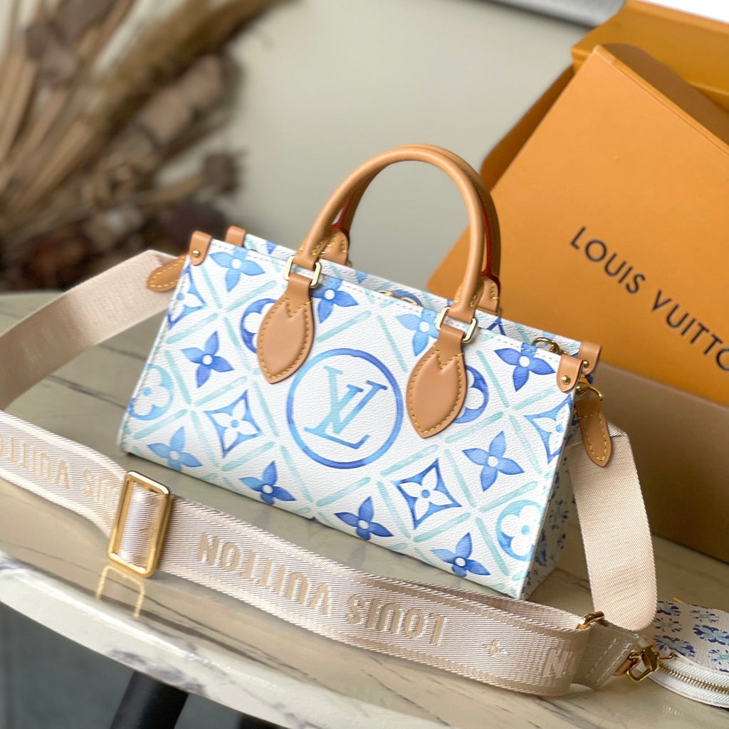 ONTHEGO EAST WEST 25 EN TOILE À CARREAUX MONOGRAMME BLEU LAGON