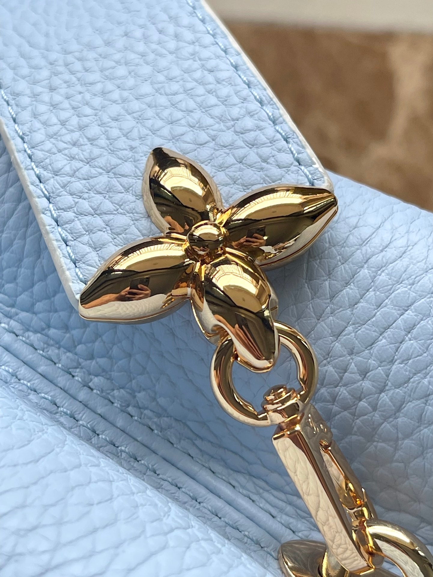 CAPUCINES BB 26 EN BLEU BONBON TAURILLON QUINCAILLERIE OR