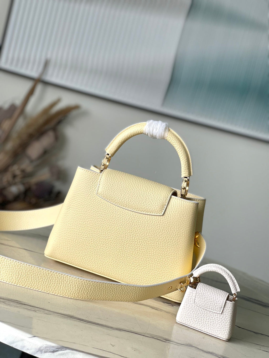 CAPUCINES BB 26 EN TAURILLON JAUNE BANANE
