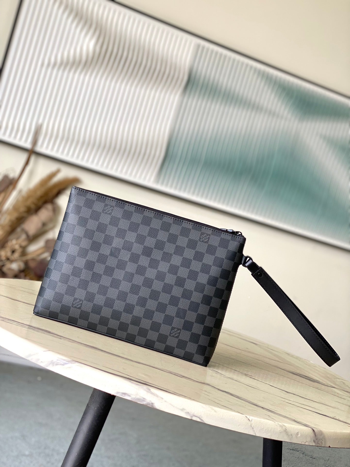 POCHETTE TAKEOFF 30 EN TOILE DAMIER GRAPHITE GRIS NOIR