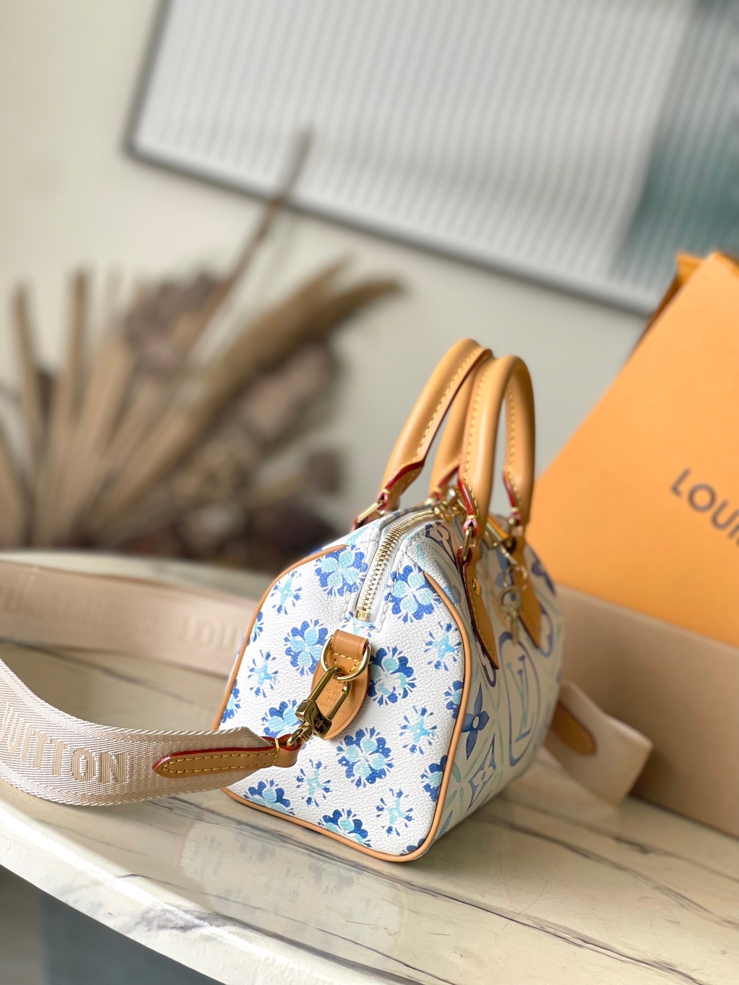 SPEEDY BANDOULIÈRE 20 EN TOILE MONOGRAMME BLEU LAGON BOUCLE DORÉ