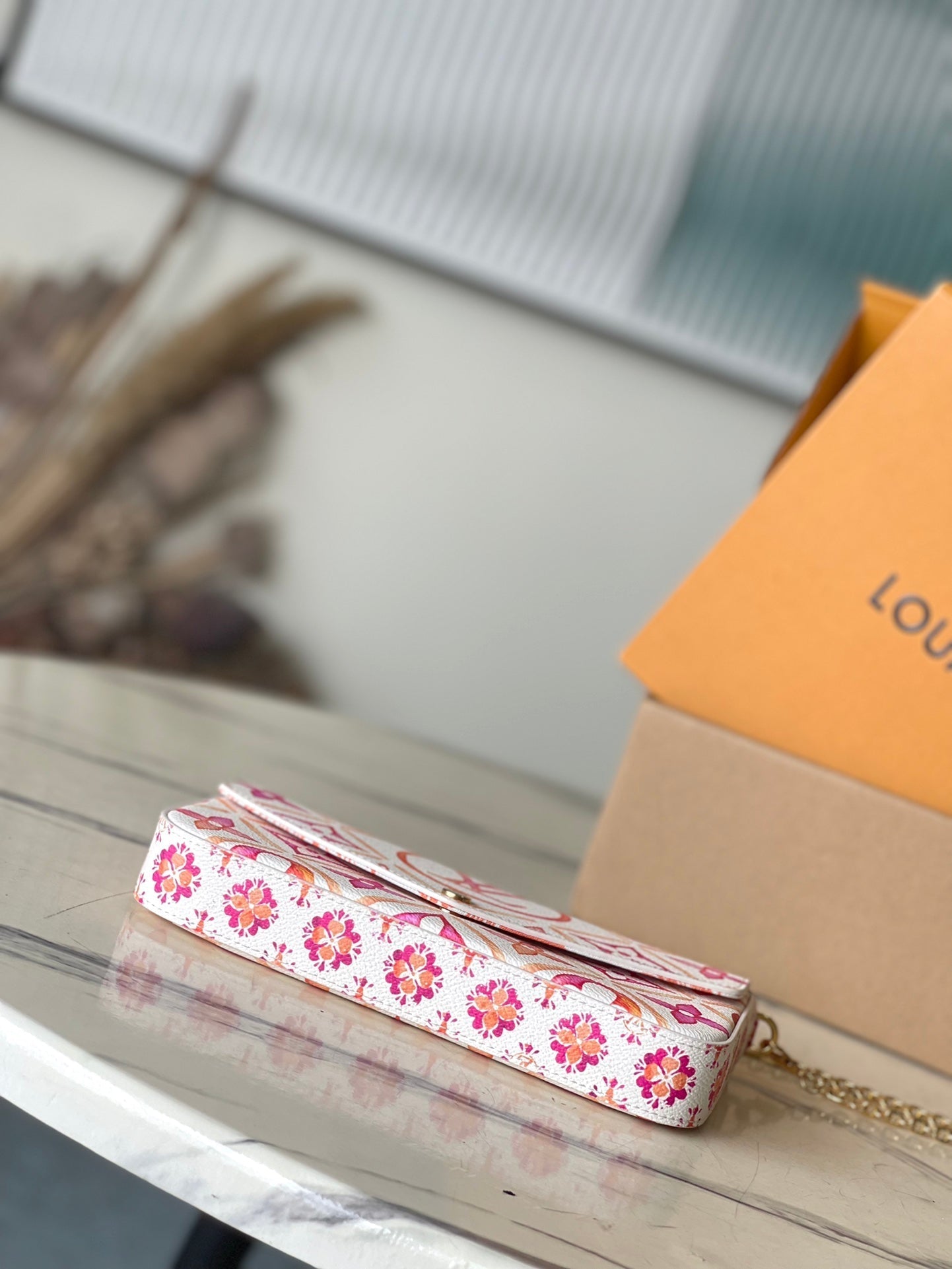 FÉLICIE POCHETTE 21 EN TOILE CARREAUX MONOGRAMME CORAIL