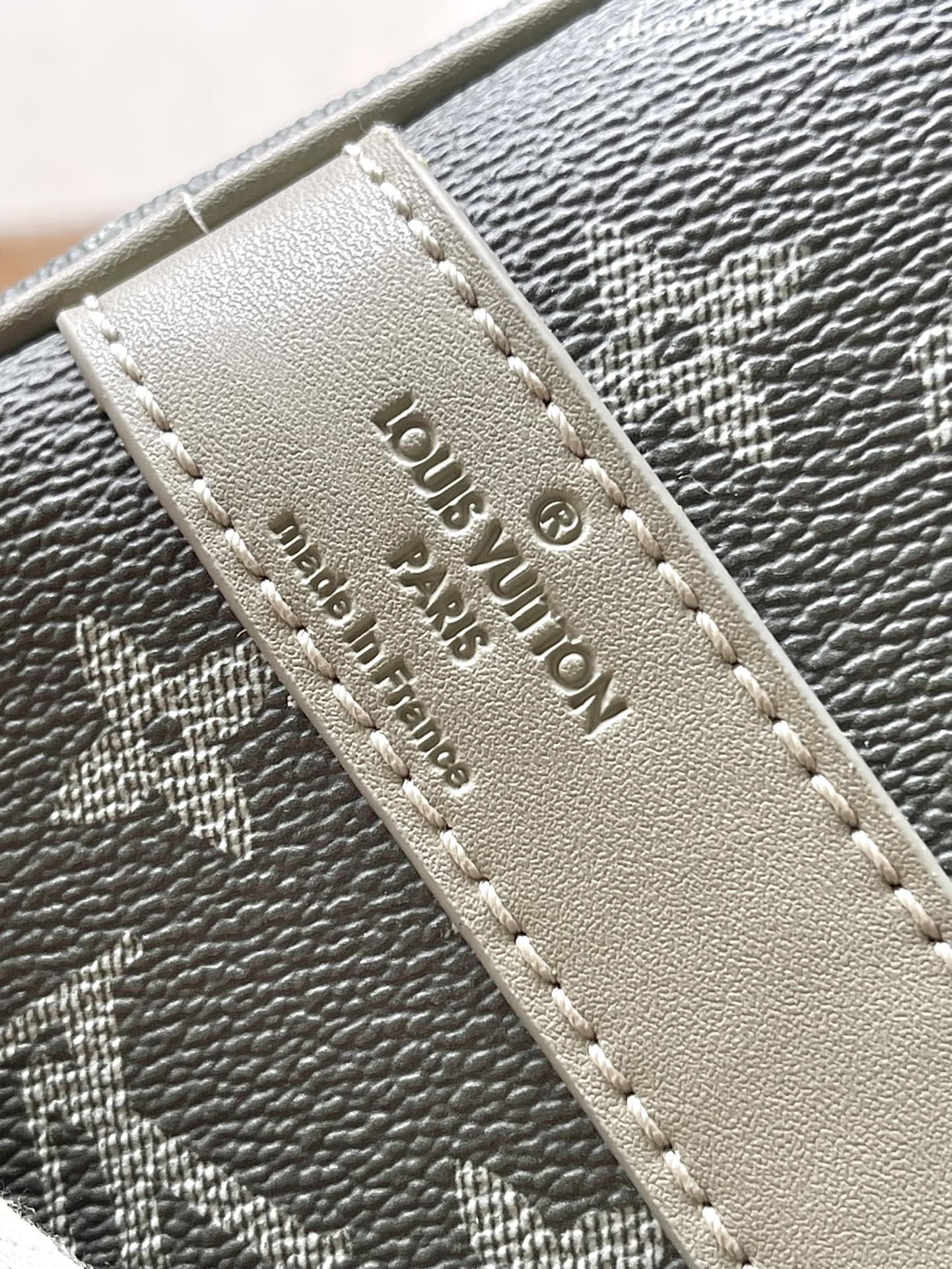 KEEPALL BANDOULIÈRE 45 EN TOILE GRIS DÉGRADÉ MONOGRAMME