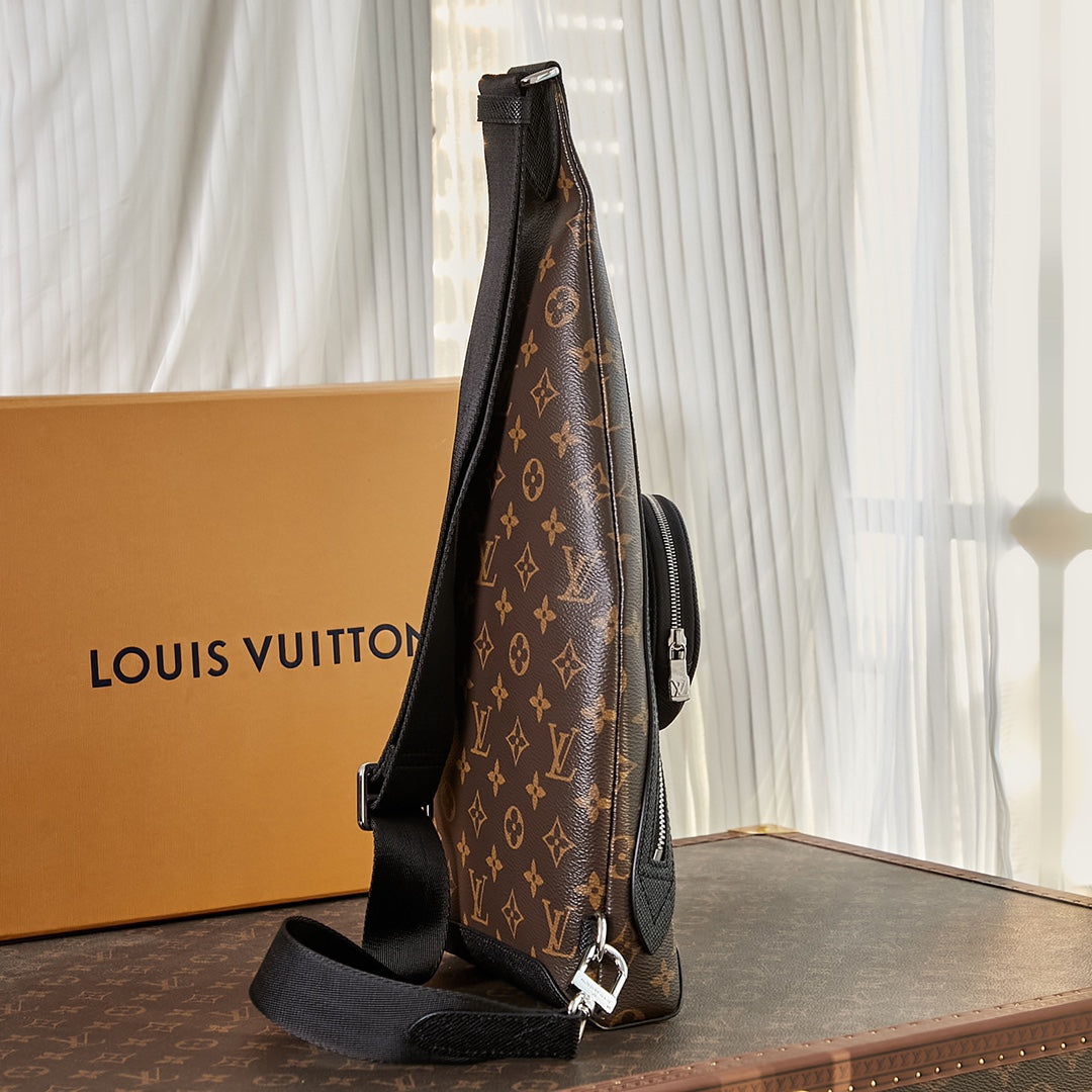 SAC À BANDOULIÈRE DUO 42 EN TOILE MONOGRAMME MARRON