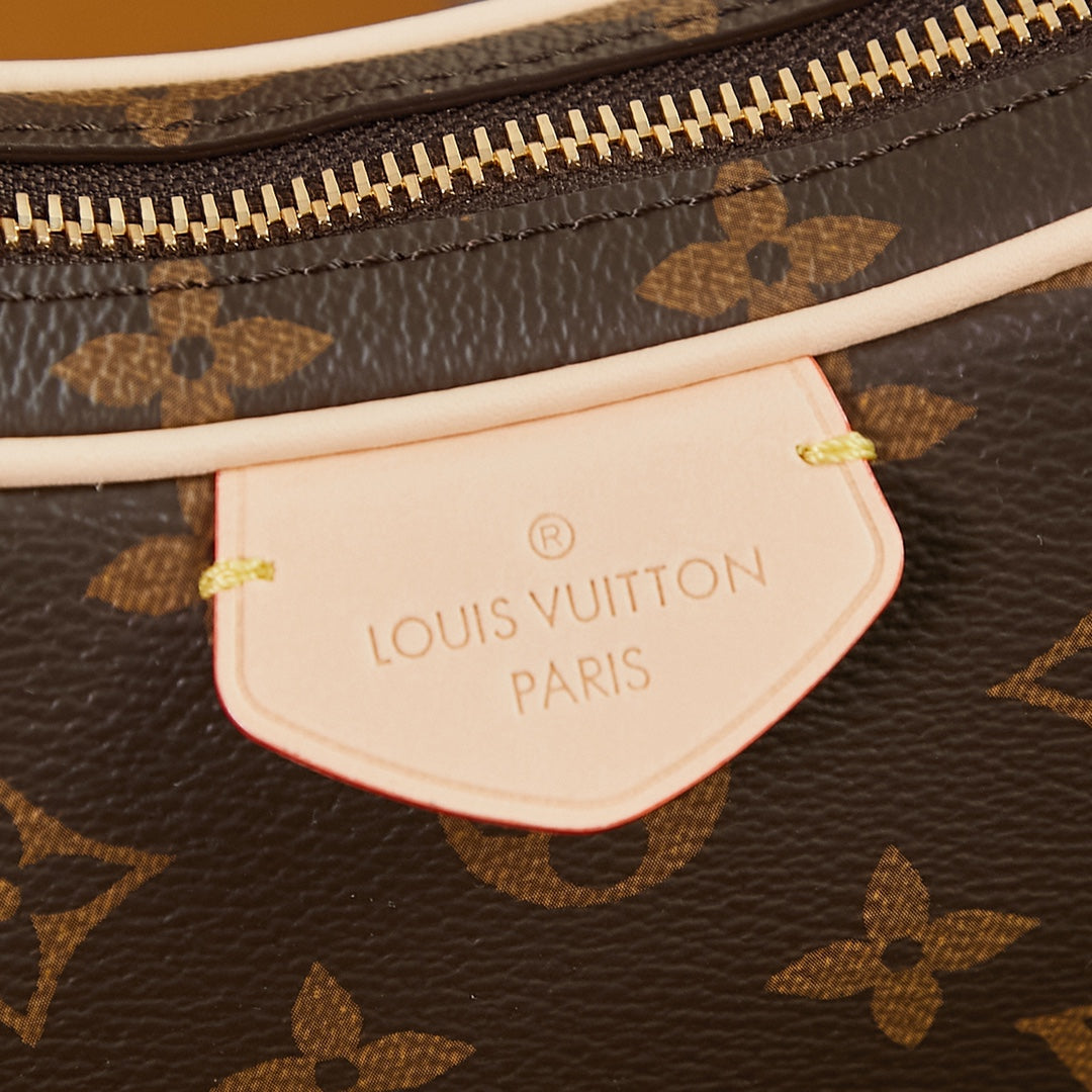 CROISSANT 21 EN TOILE MONOGRAMME MARRON