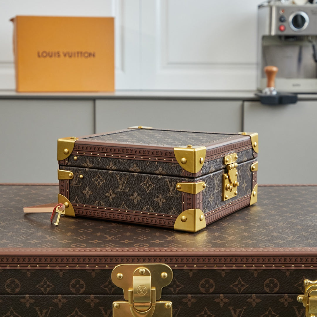 COFFRET JOAILLERIE 24 EN TOILE MONOGRAMME MARRON FONCÉ QUINCAILLERIE DORÉ