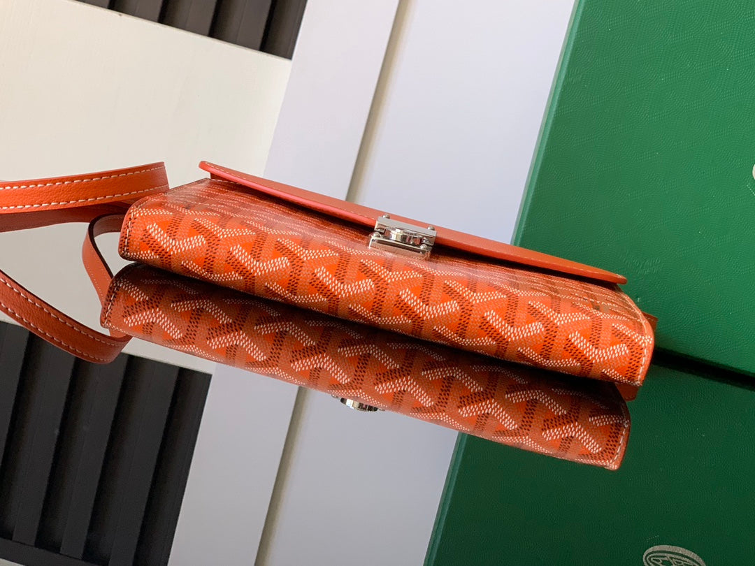 PORTEFEUILLE-POCHETTE CHYPRE 21 EN TOILE GOYARDINE ORANGE ET CUIR DE VEAU