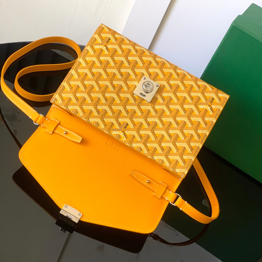 PORTEFEUILLE-POCHETTE CHYPRE 21 EN TOILE GOYARDINE JAUNE ET CUIR DE VEAU