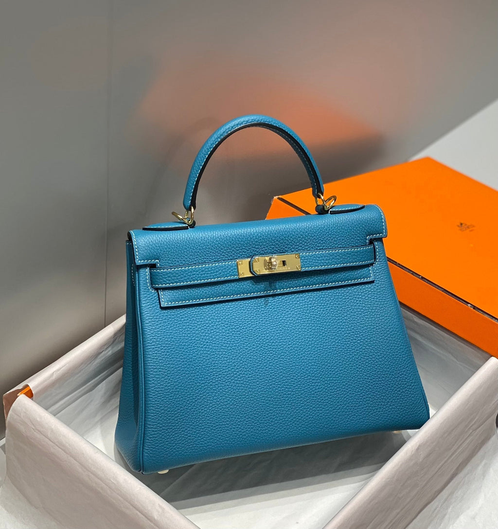 HM ケリー 28cm ブルースカイ トーゴ ゴールド金具