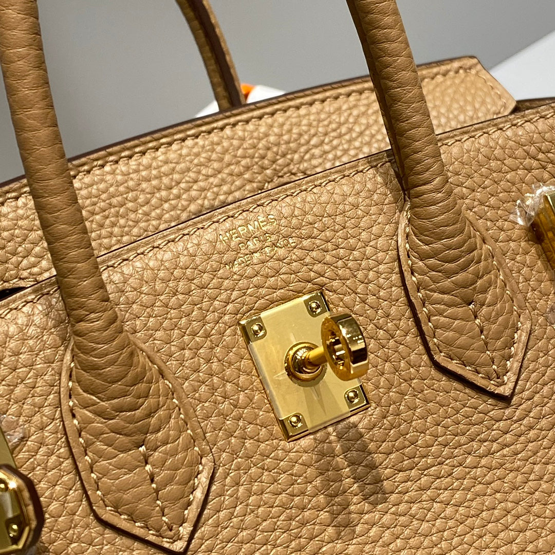 HM BIRKIN 20CM CHAI TOGO CUIR QUINCAILLERIE DORÉ