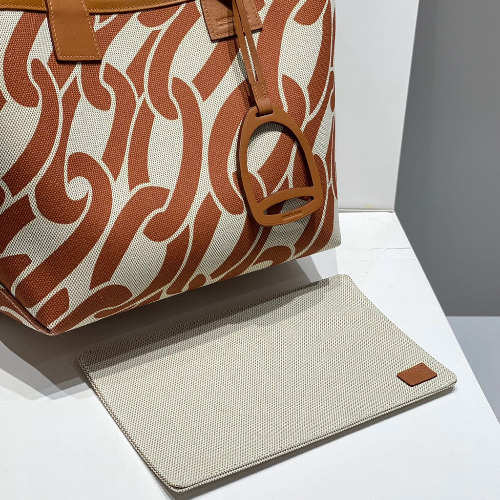 SAC HM STEEPLE 28 CUIR DE VEAU MARRON TOILE MARRON BLANC