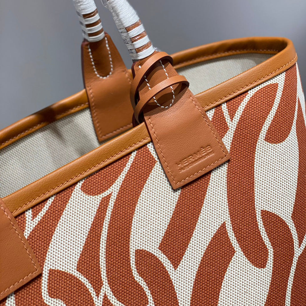 SAC HM STEEPLE 28 CUIR DE VEAU MARRON TOILE MARRON BLANC
