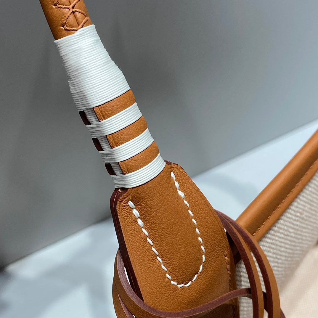 HM STEEPLE 28 BAG BROWN CALFSKIN WHITE RED CANVAS