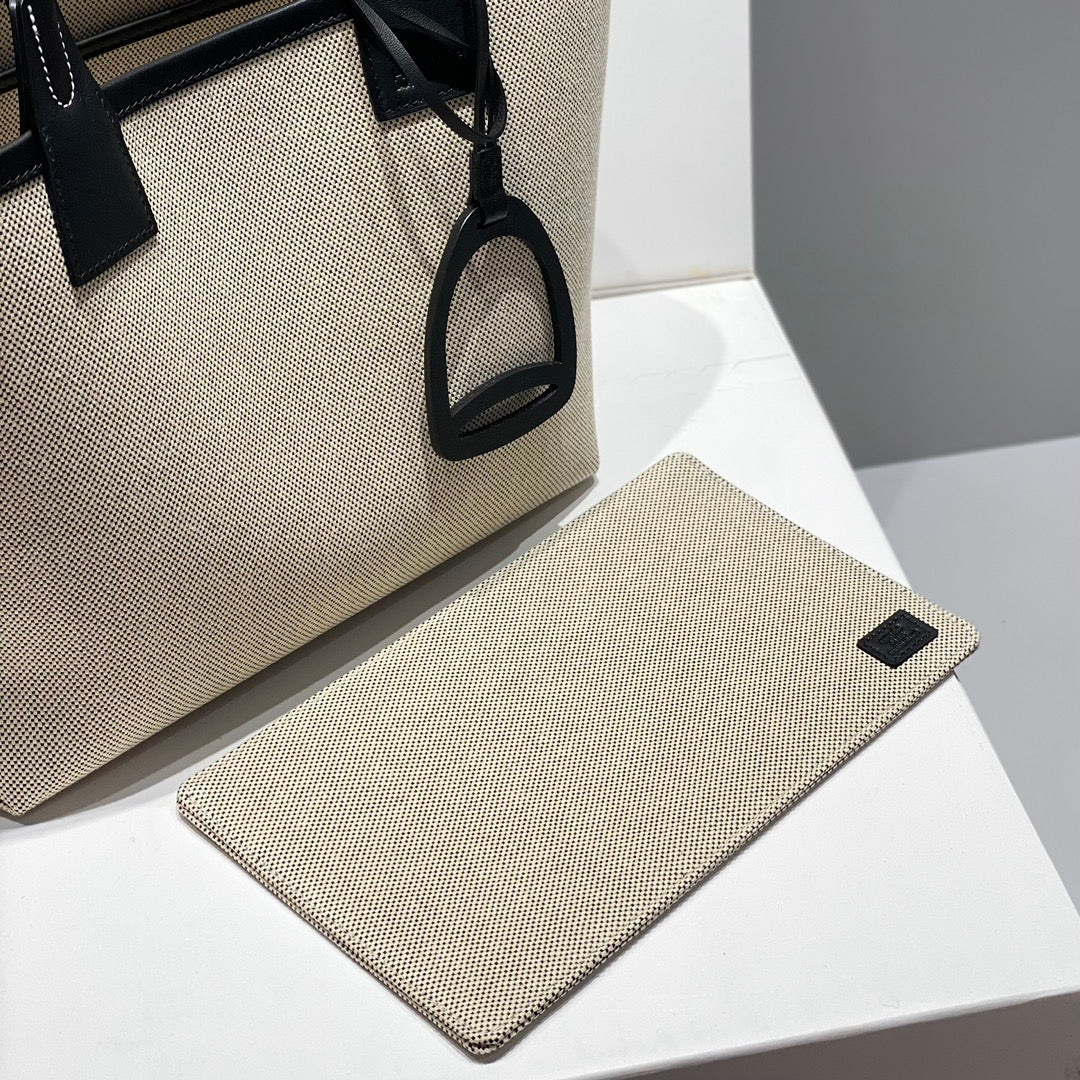 SAC HM STEEPLE 28 CUIR DE VEAU NOIR TOILE BLANCHE