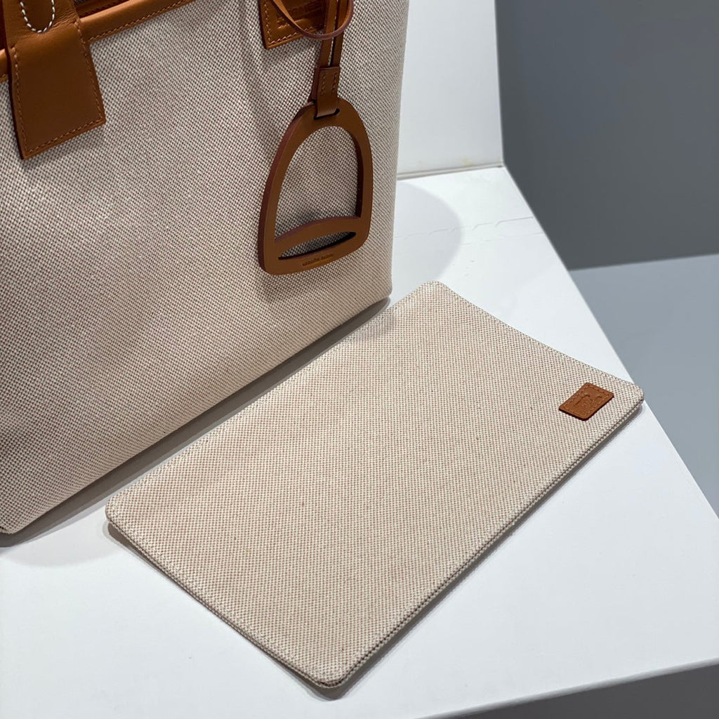 SAC HM STEEPLE 28 CUIR DE VEAU MARRON TOILE BLANCHE