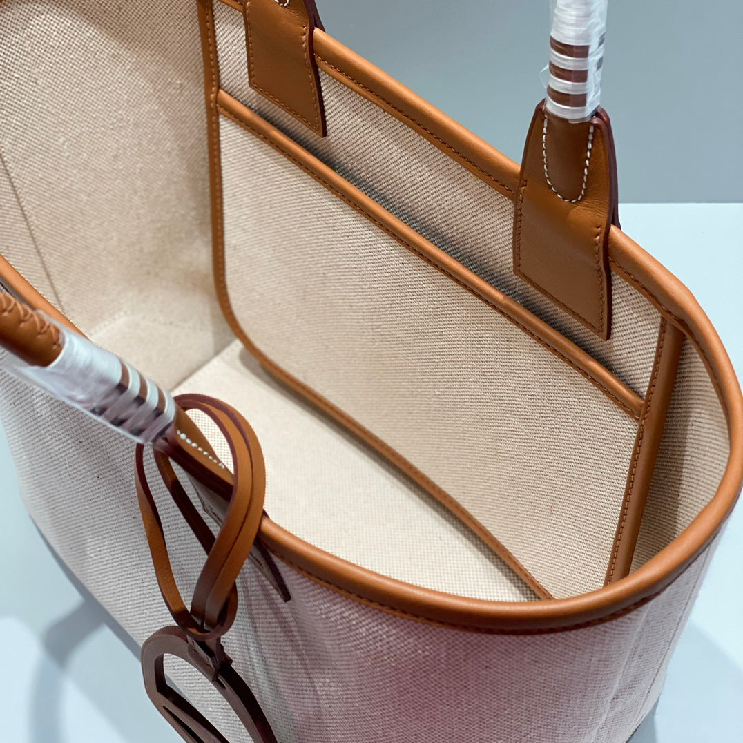 SAC HM STEEPLE 28 CUIR DE VEAU MARRON TOILE BLANCHE