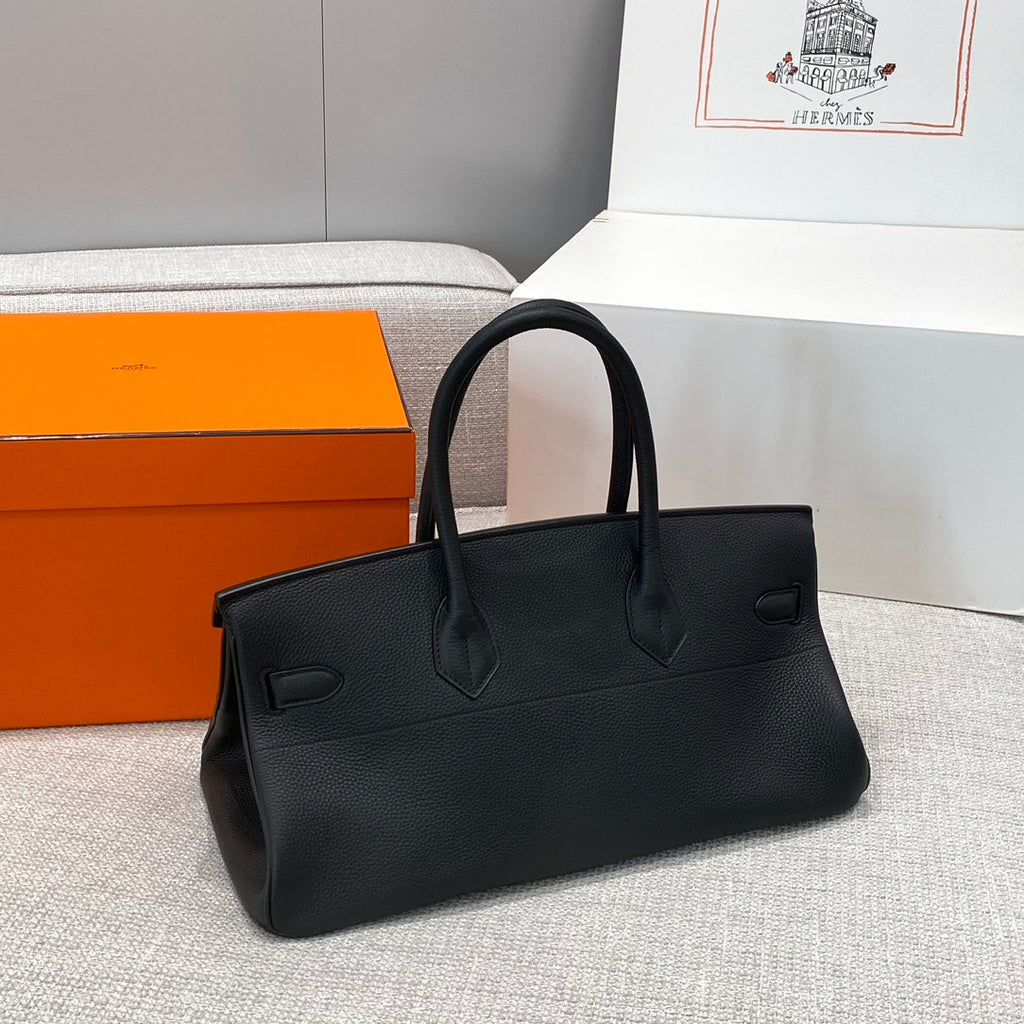 SAC À BANDOULIÈRE HM BIRKIN 42 EN CUIR DE VACHE NOIR AVEC ACCESSOIRES DORÉS 237640