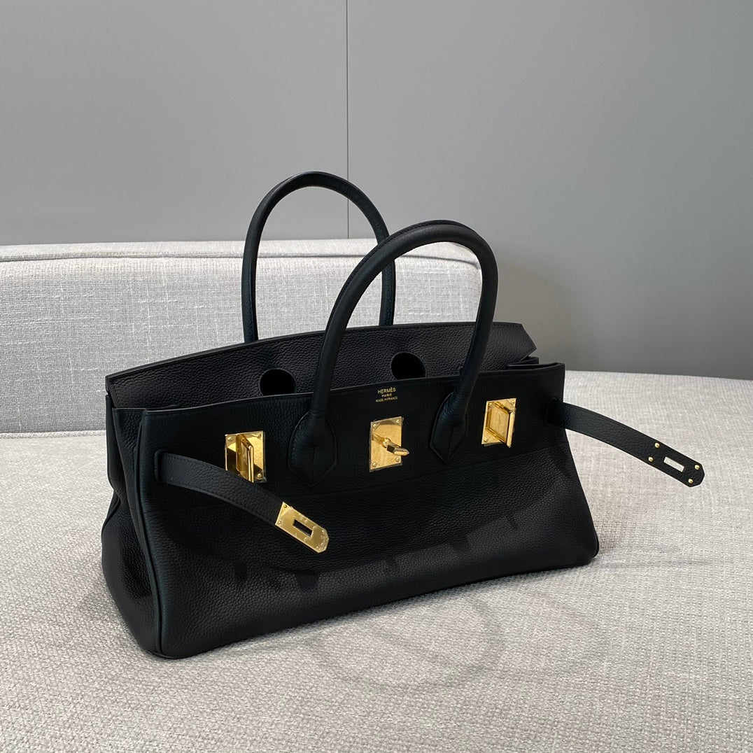 SAC À BANDOULIÈRE HM BIRKIN 42 EN CUIR DE VACHE NOIR AVEC ACCESSOIRES DORÉS 237640