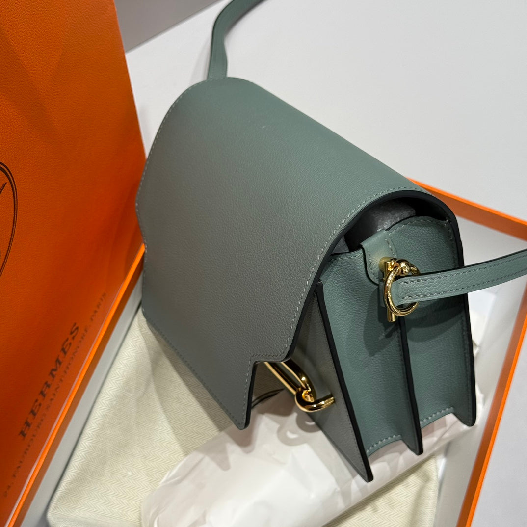 HM SAC ROULIS 18 CUIR DE VEAU EVERCOLOR VERT AMANDE 237566
