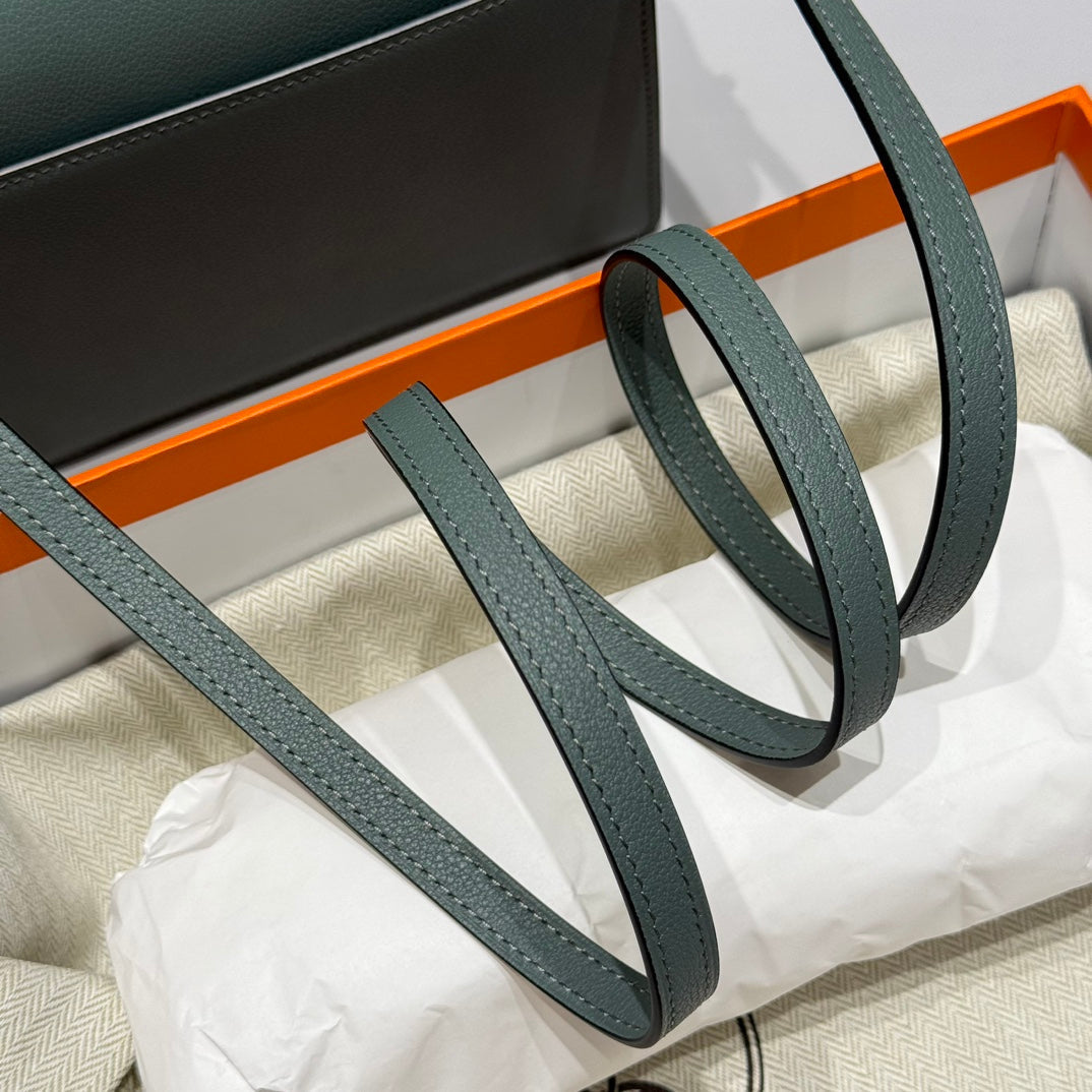 HM SAC ROULIS 18 CUIR DE VEAU EVERCOLOR VERT AMANDE 237566
