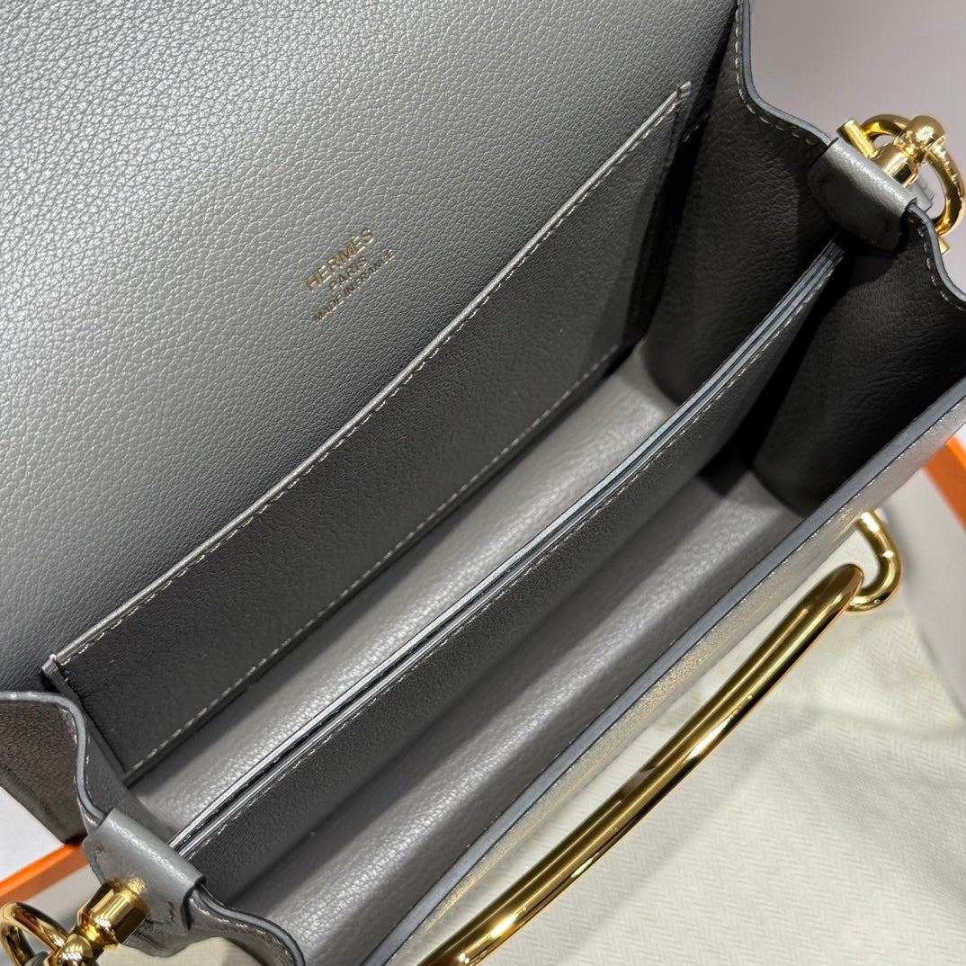 HM SAC ROULIS 18 グレー エバーカラー カーフスキン 237578