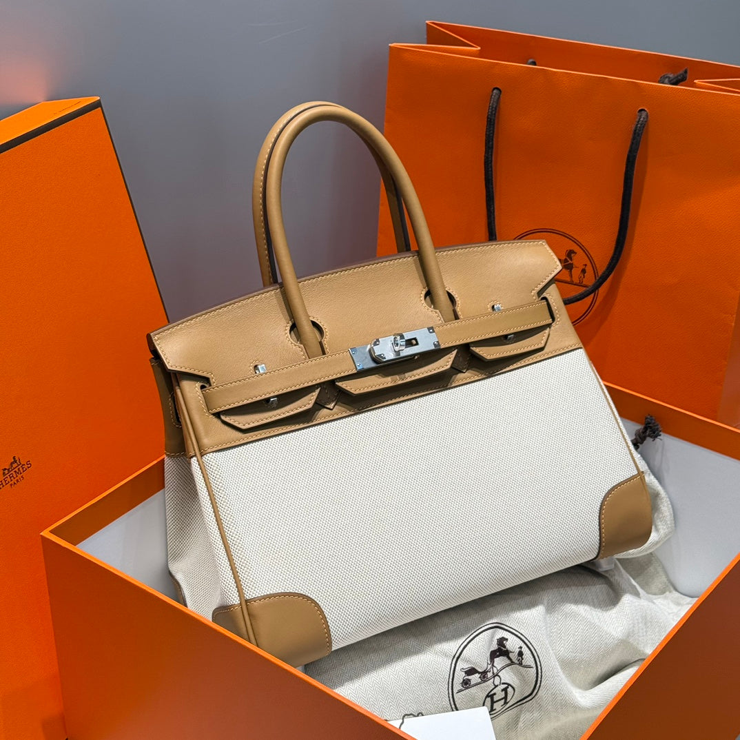 Sac HM Birkin 30 Milkshake en toile blanche mélangée de taille moyenne avec cuir Swift et accessoires argentés 237304