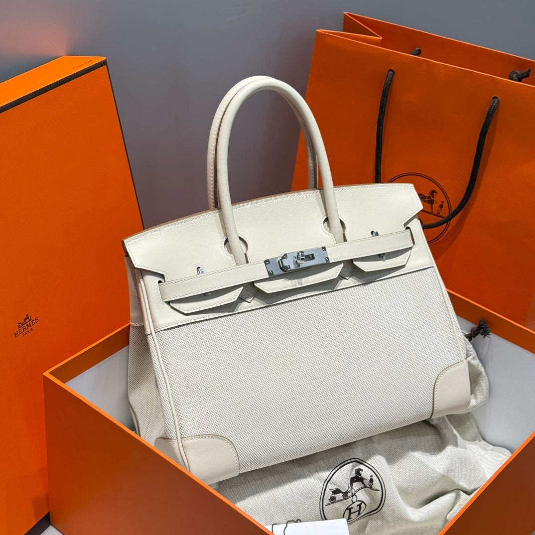 HM BIRKIN 30 MILKSHAKE TOILE BLANCHE AVEC CUIR SWIFT QUINCAILLERIE ARGENTÉE 237310