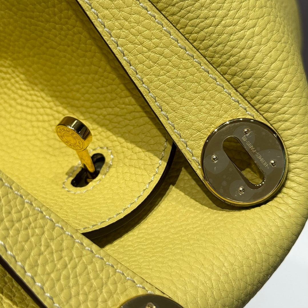 HM LINDY 30 CUIR DE VEAU JAUNE 237636