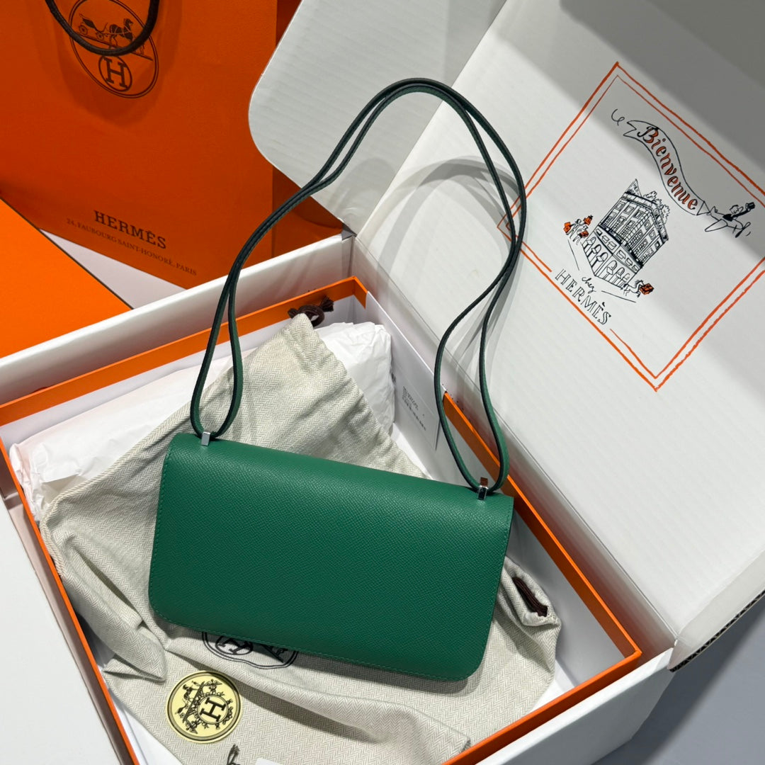 SAC HM CONSTANCE ELAN 24 CM CUIR EPSOM VERT FONCÉ QUINCAILLERIE ARGENTÉE