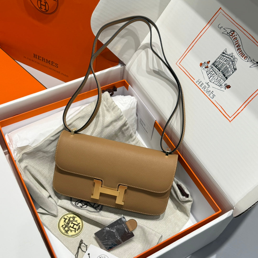 SAC HM CONSTANCE ELAN 24 CM EN CUIR EPSOM MARRON ET QUINCAILLERIE DORÉE