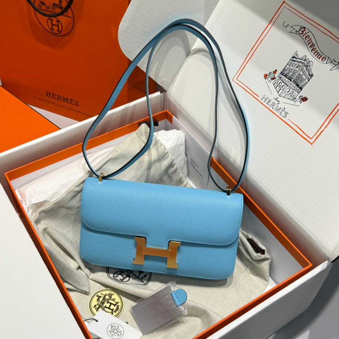 SAC HM CONSTANCE ELAN 24 CM CUIR EPSOM BLEU NUAGE ACCESSOIRES DORÉS