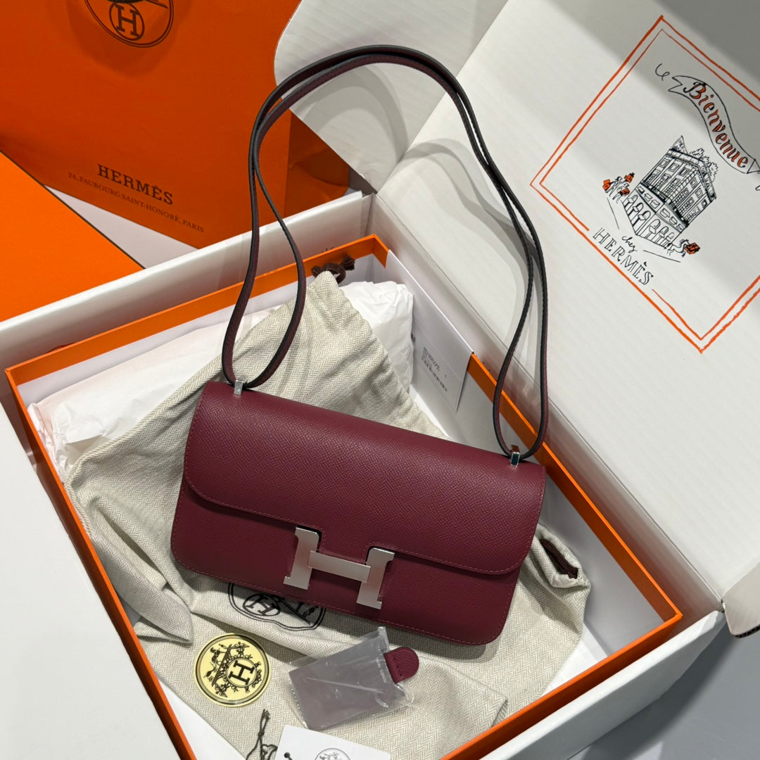 SAC HM CONSTANCE ELAN 24 CM CUIR EPSOM BORDEAUX QUINCAILLERIE ARGENTÉE