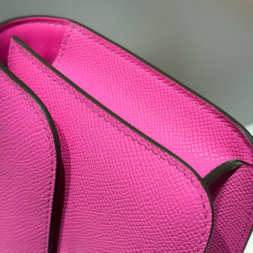SAC HM CONSTANCE ELAN 24 CM ROSE TYRIEN CUIR EPSOM QUINCAILLERIE ARGENTÉE