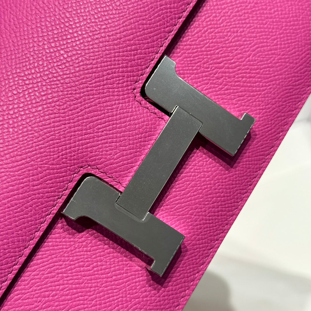 SAC HM CONSTANCE ELAN 24 CM ROSE TYRIEN CUIR EPSOM QUINCAILLERIE ARGENTÉE