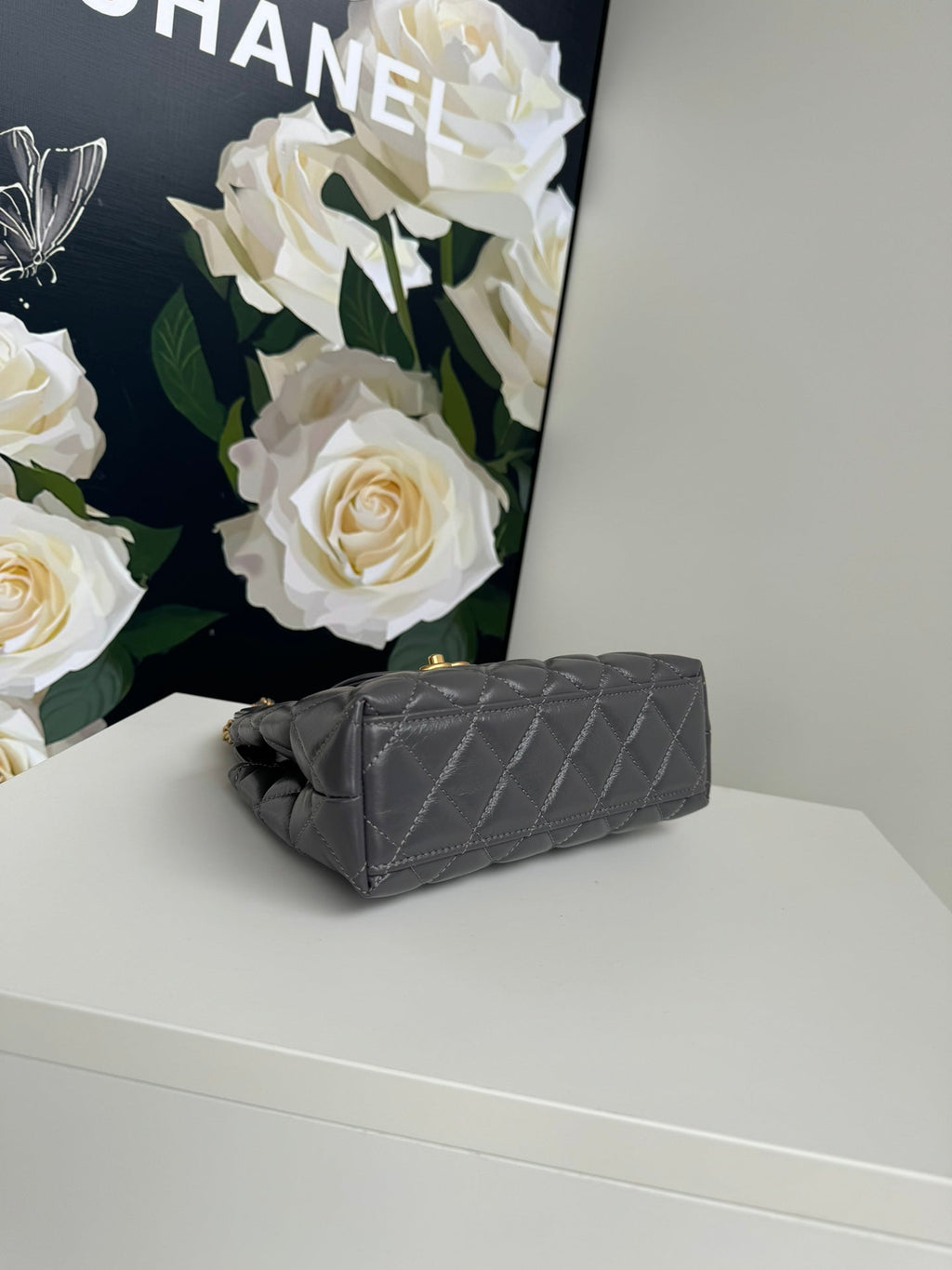 CC 24A NANO 19CM SAC CABAS KELLY EN CUIR D'AGNEAU GRIS FUMÉ