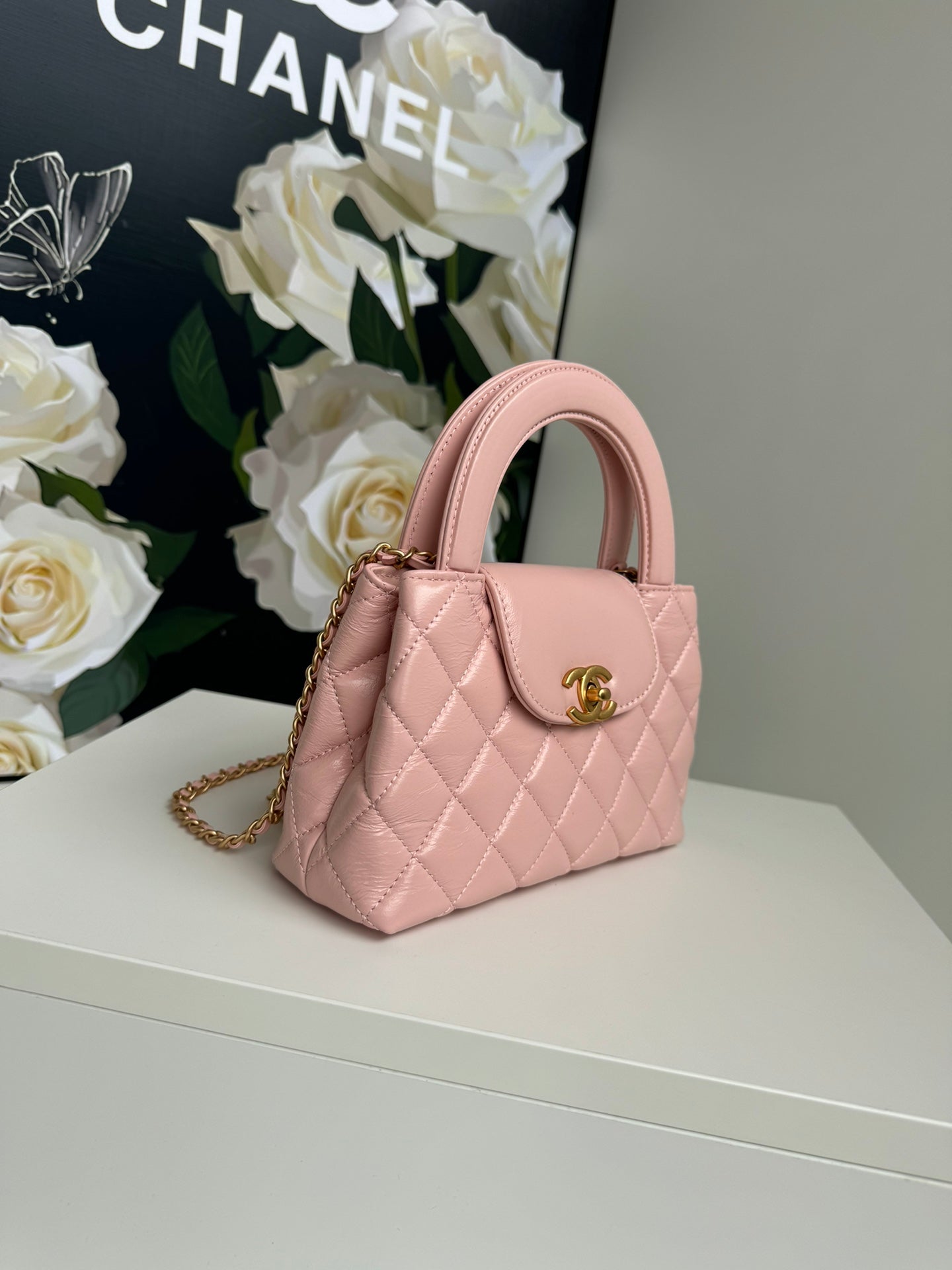 CC 24A NANO 19CM SAC CABAS KELLY EN CUIR D'AGNEAU ROSE PASTEL