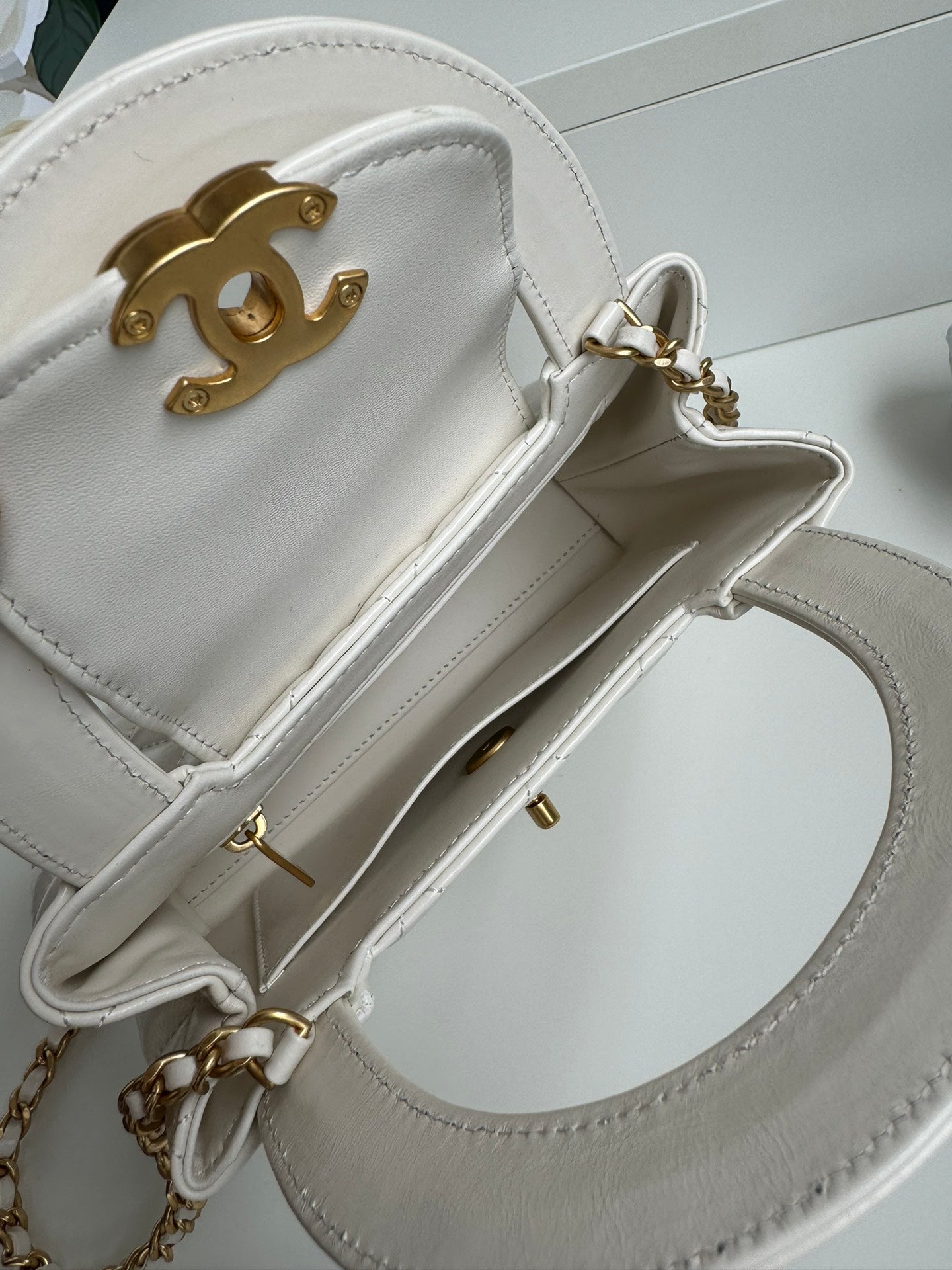CC 24A NANO 19CM KELLY SHOPPER BAG PASTEL WHITE LAMBSKIN