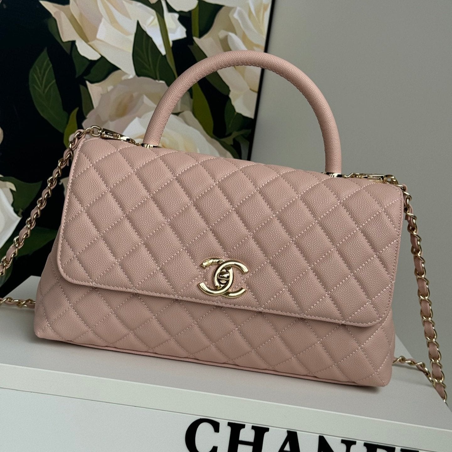 COCO HANDLE MEDIUM 29CM PINK QUILTED CAVIAR LEATHER GOLD HARDWARE