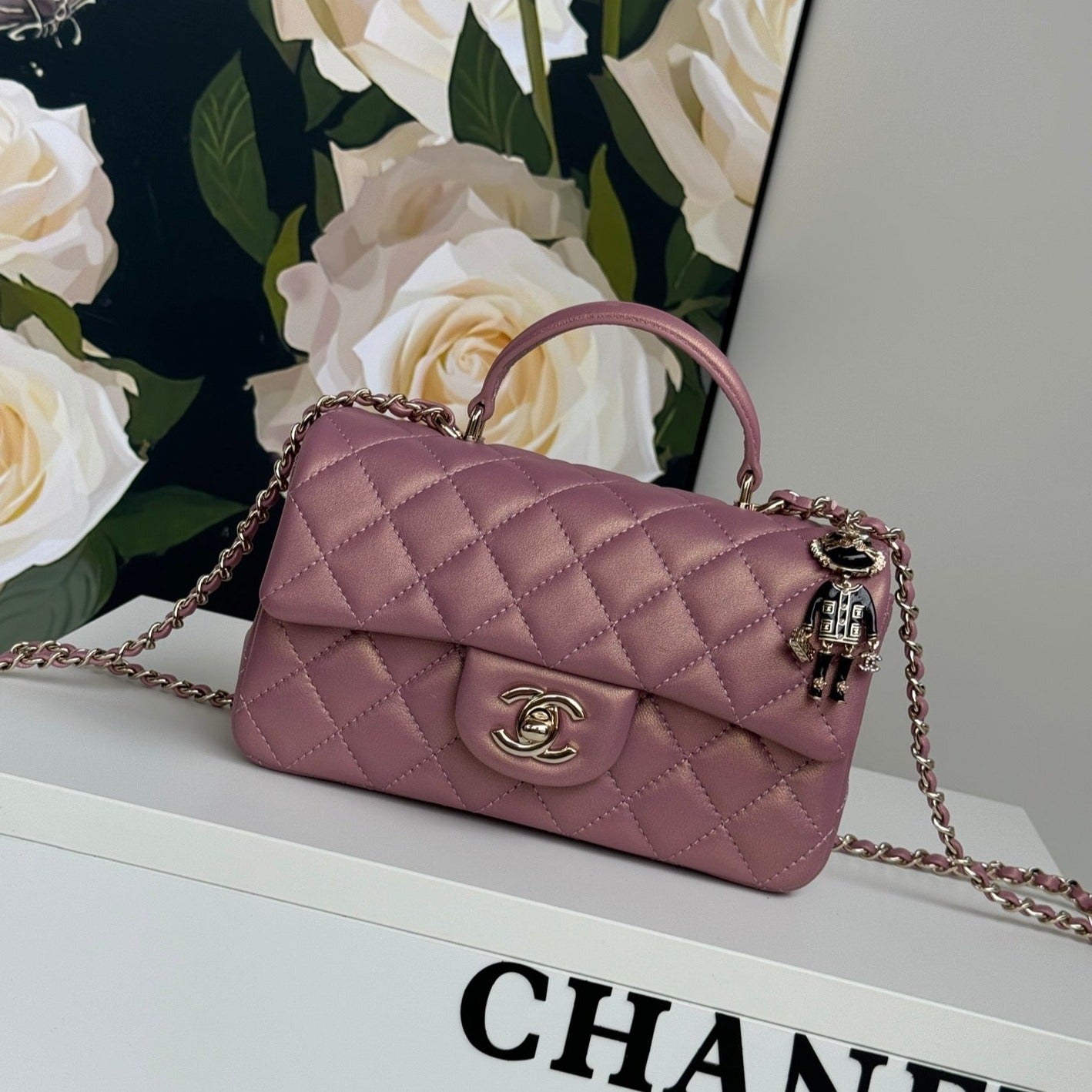 24C MINI FLAP BAG 20CM WITH TOP HANDLE PINK VIOLET CALFSKIN