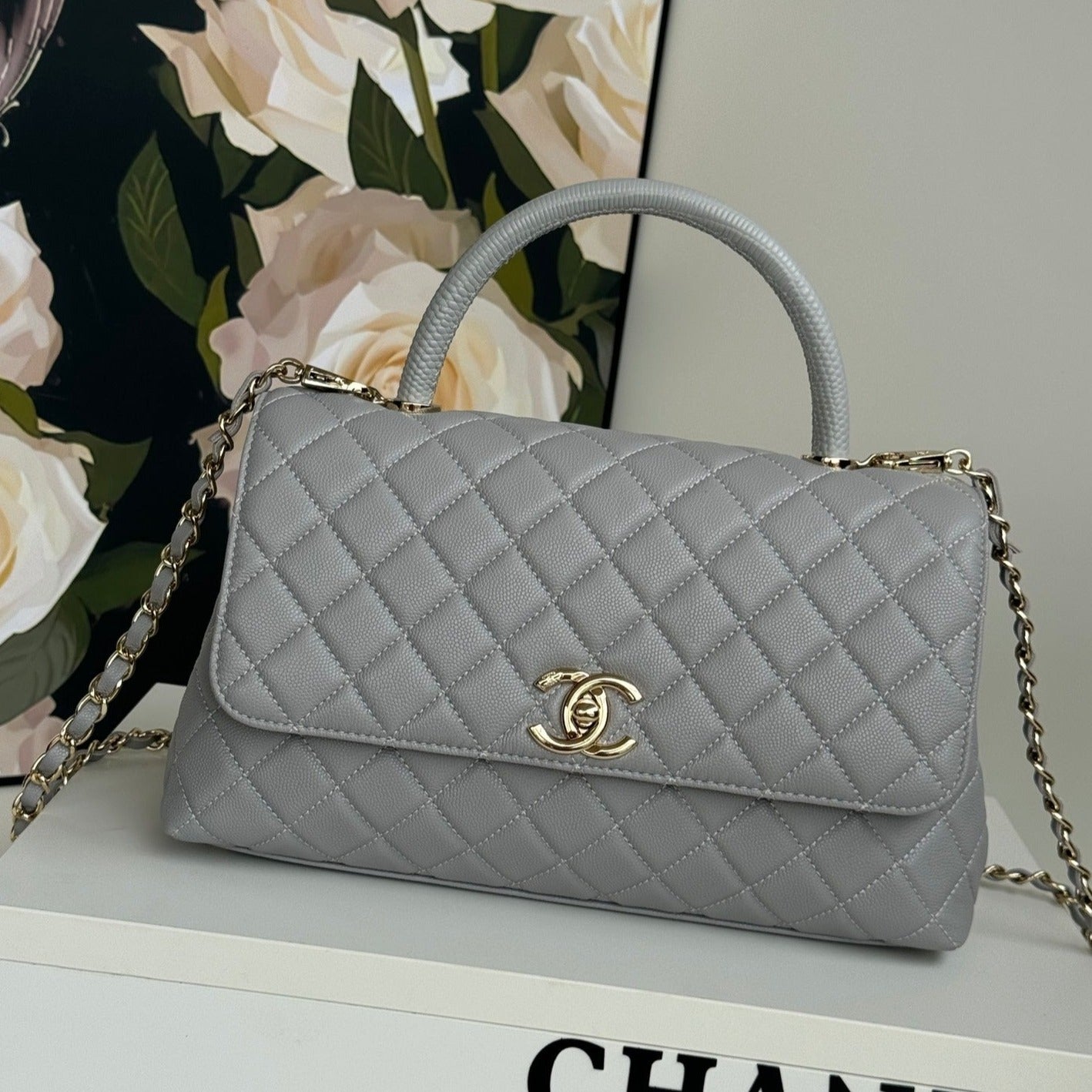 COCO HANDLE MEDIUM 29CM GREY QUILTED CAVIAR LEATHER GOLD HARDWARE