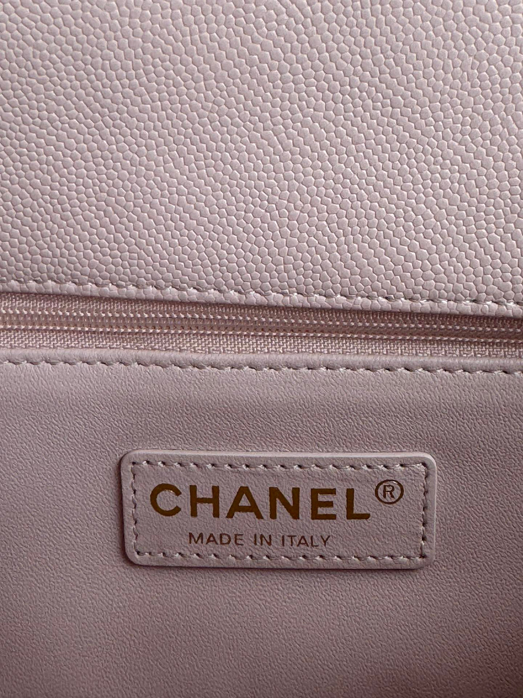 COCO HANDLE MEDIUM 29CM PASTEL PINK QUILTED CAVIAR LEATHER GOLD HARDWARE