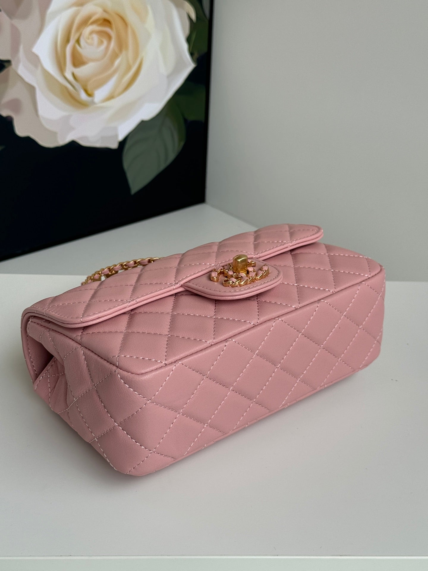 24C MINI FLAP BAG 20CM WITH TOP HANDLE PINK LAMBSKIN