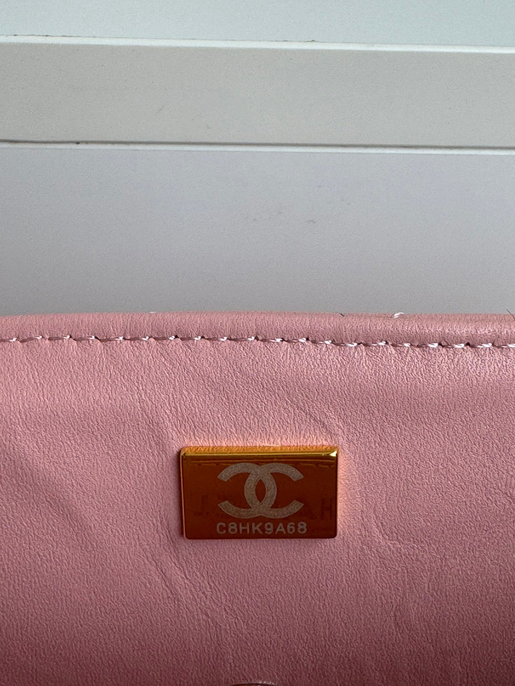 MINI SAC À RABAT 24C 20CM AVEC POIGNÉE SUPÉRIEURE EN CUIR D'AGNEAU ROSE