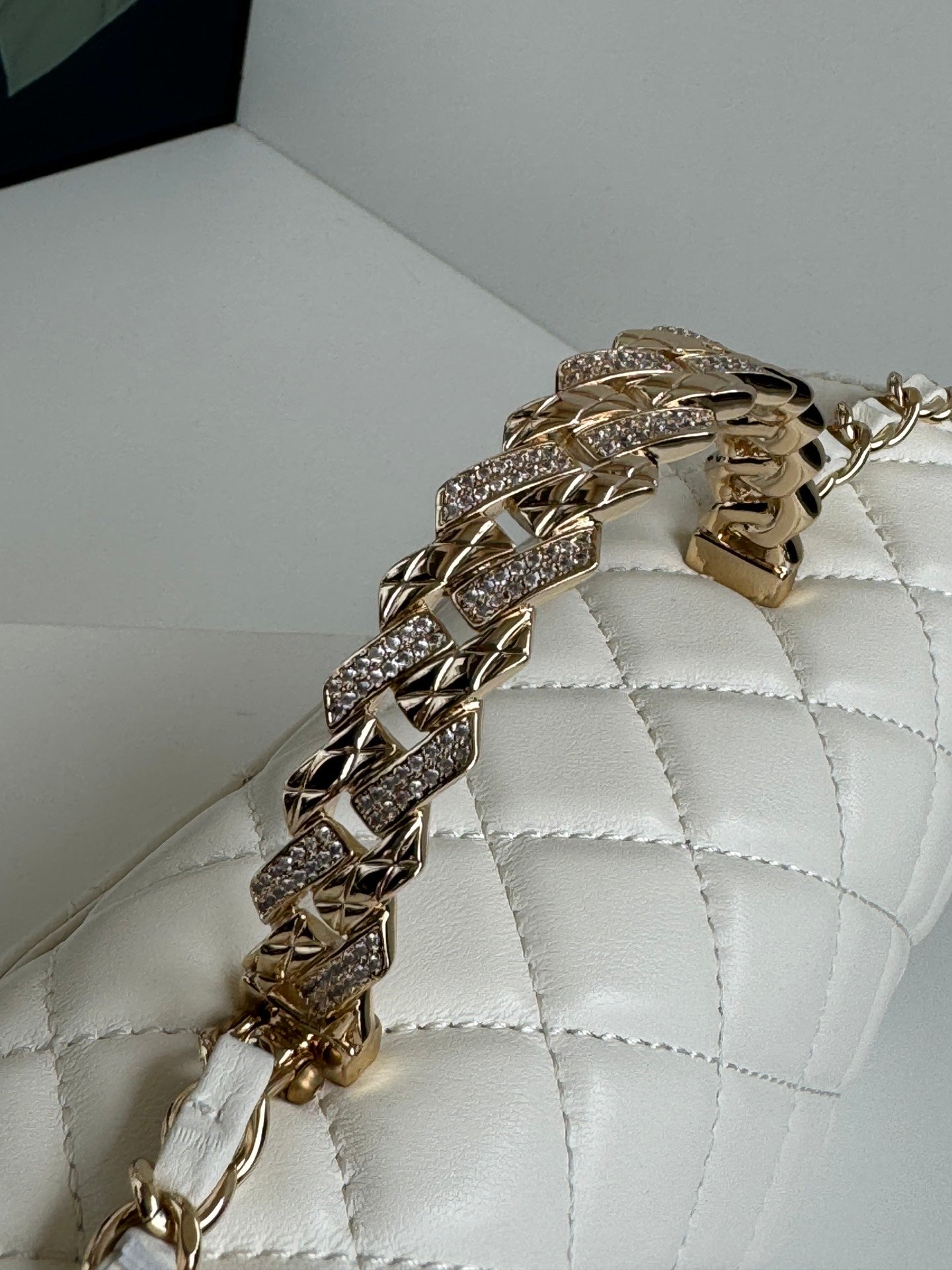 24C MINI FLAP BAG 20CM WITH TOP HANDLE WHITE LAMBSKIN