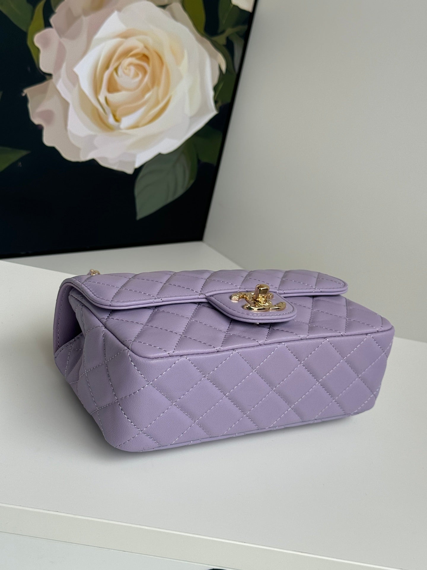 24C MINI FLAP BAG 20CM WITH TOP HANDLE VIOLET LAMBSKIN