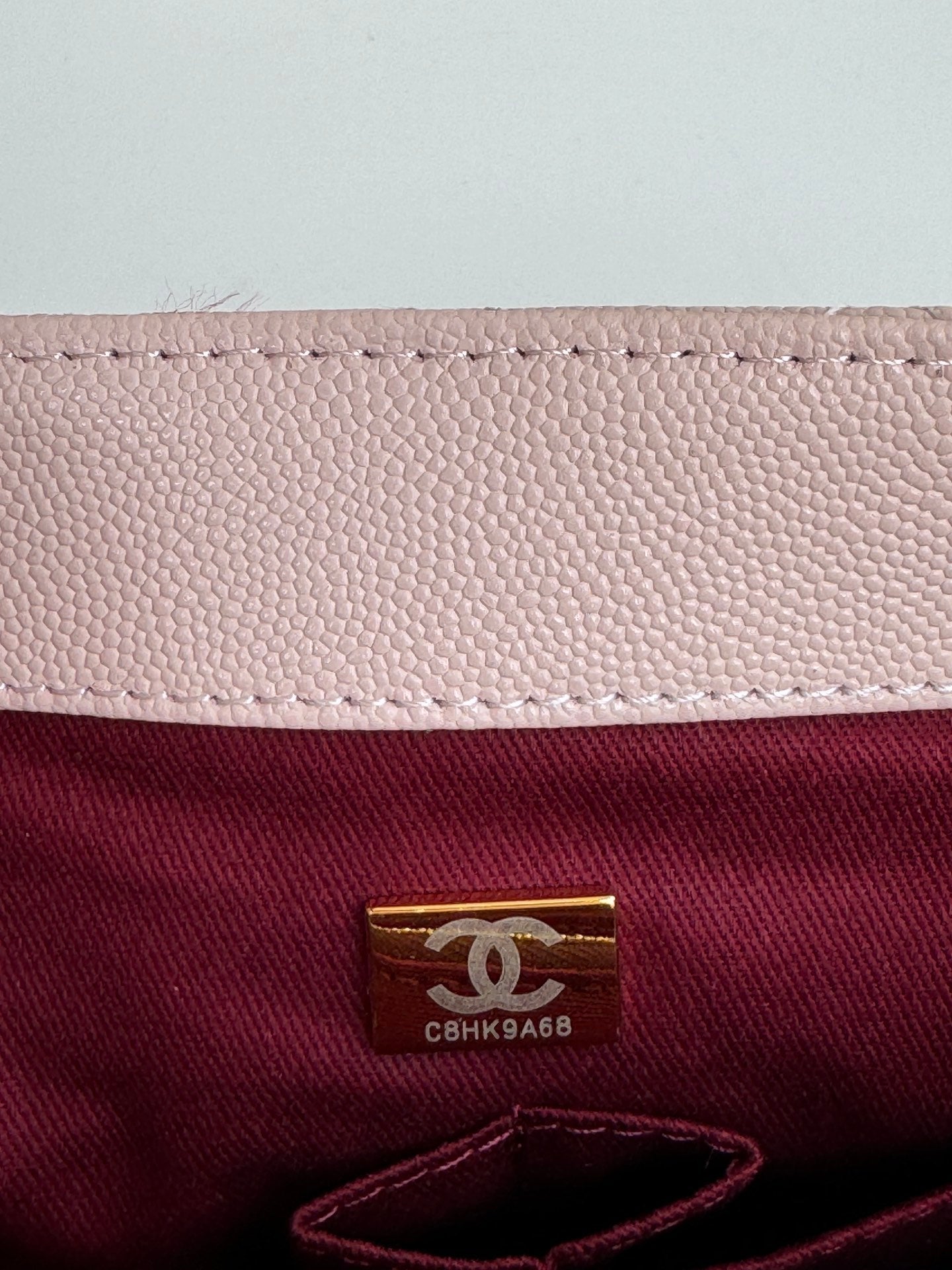 POIGNÉE COCO MOYENNE 29 CM ROSE PASTEL ROUGE CUIR CAVIAR MATELASSÉ QUINCAILLERIE DORÉ